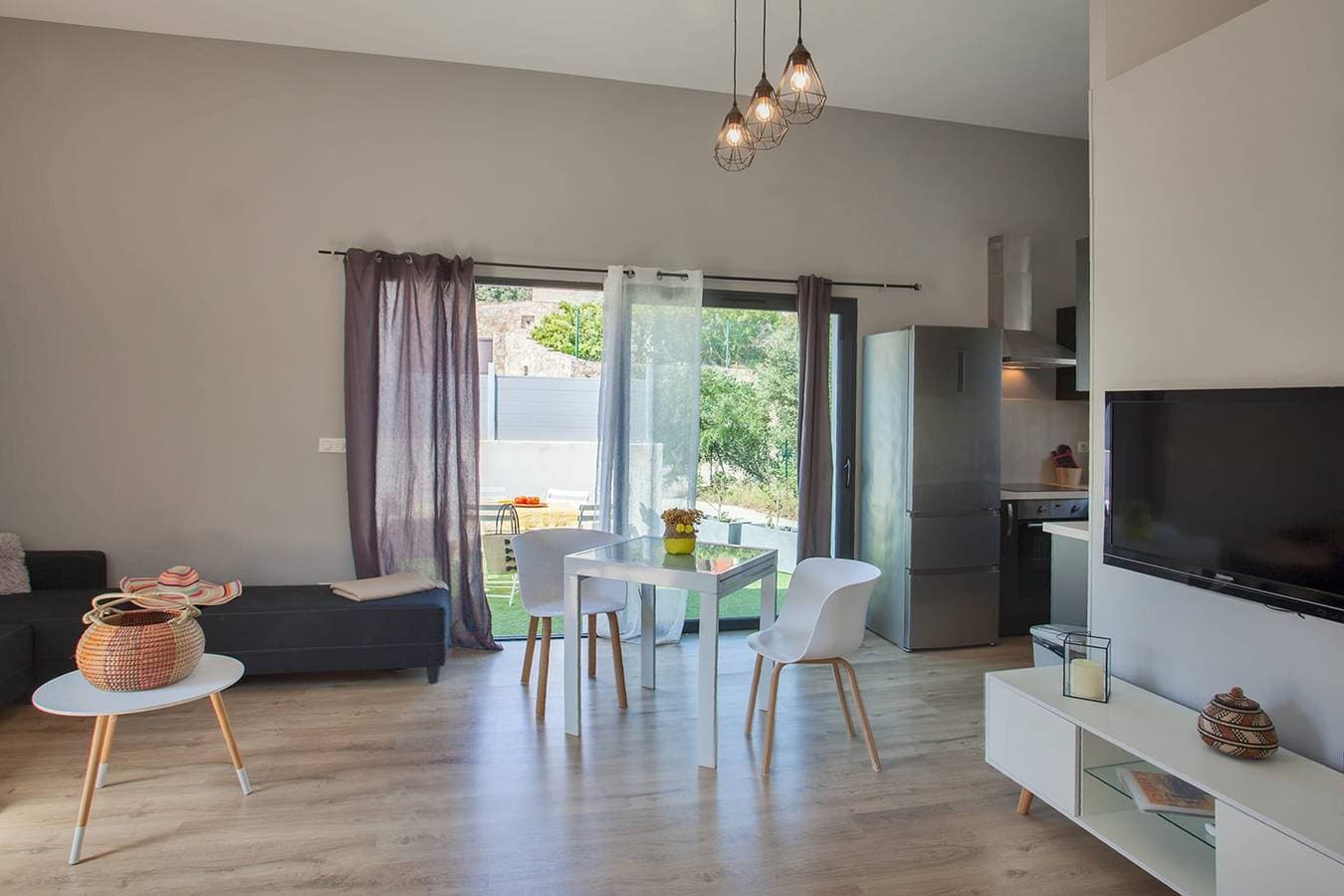 Foto 8 von 31: Ferienhaus für 4 Personen mit Terrasse