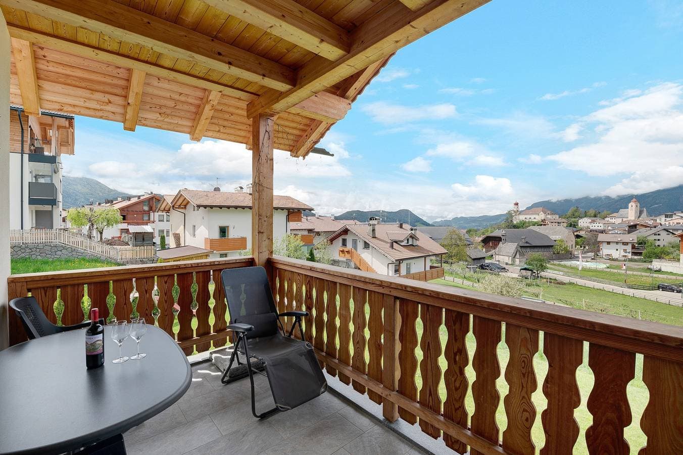 Foto 2 von 38: Ferienwohnung 'Rodererhof Lajen Apt Schlern' mit Bergblick, Balkon und WLAN
