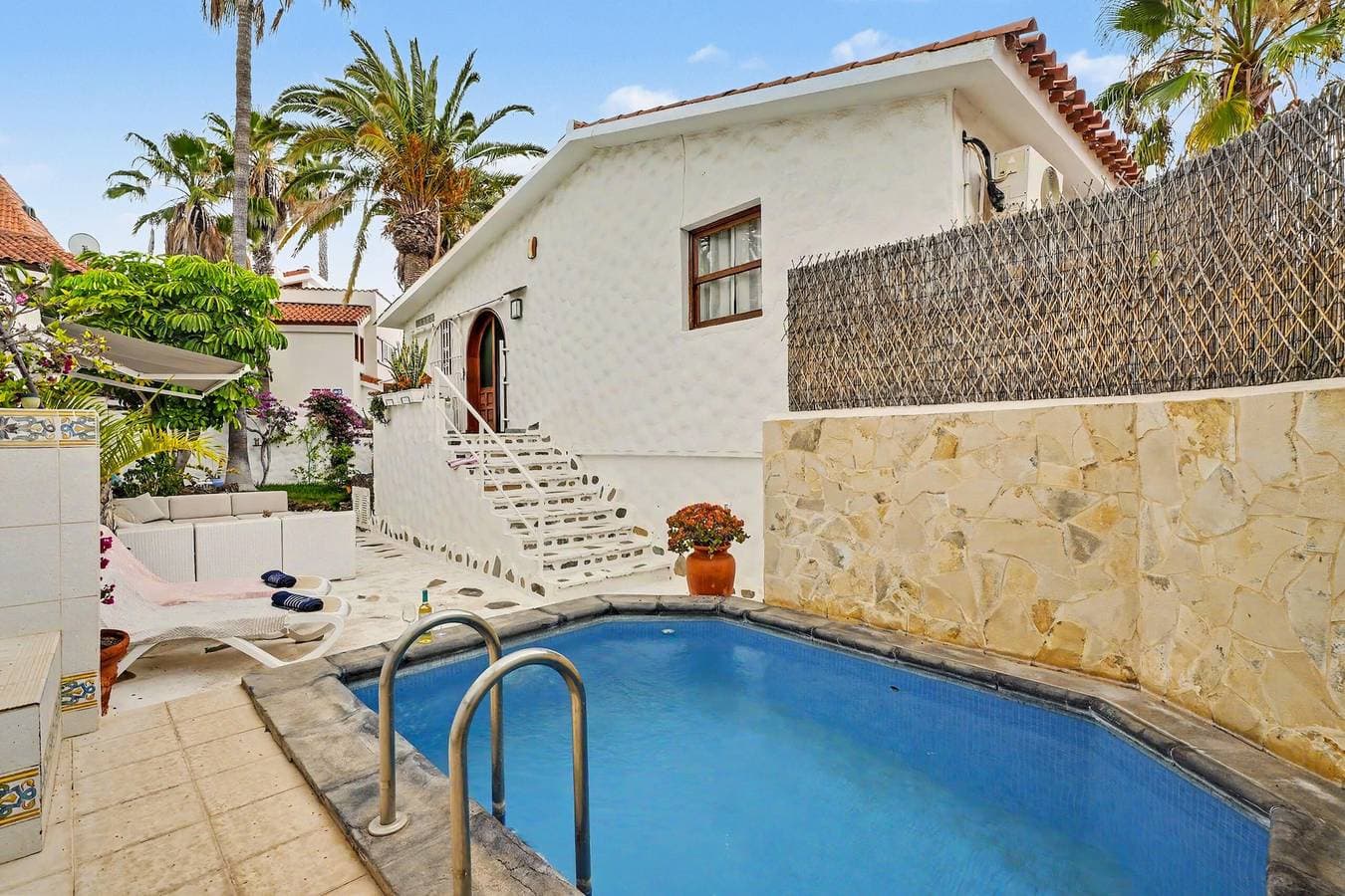Private Pool And Ocean Views 1
