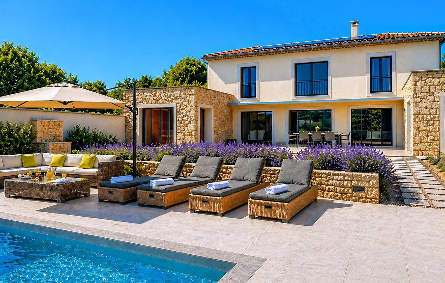 Foto 8 von 24: Charmante 300 m² große Wohnung mit Pool, WLAN und Garten in der Nähe des Stadtzentrums von Veaux