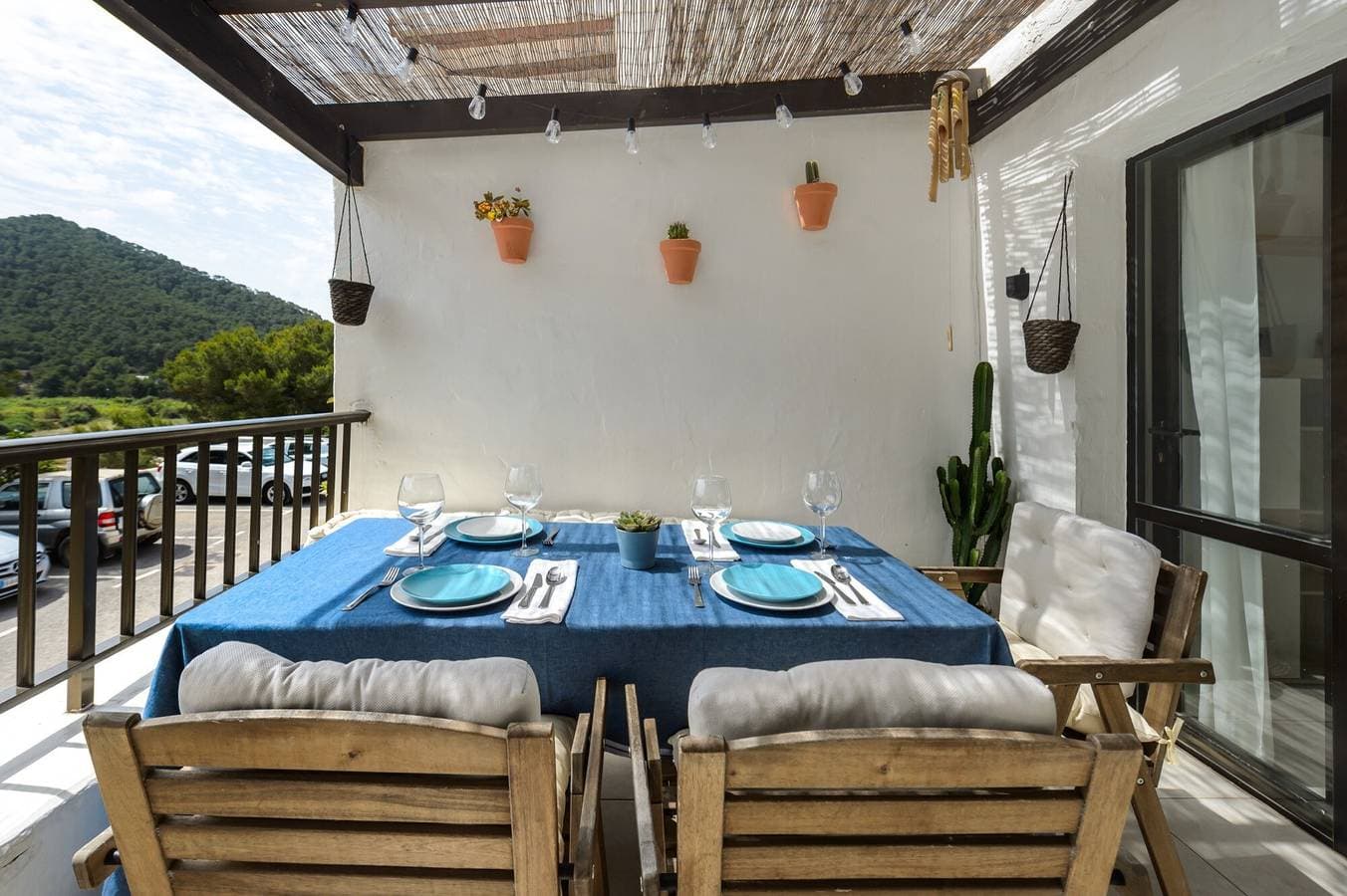 Foto 5 von 25: Ferienhaus "Casita en Cala Llonga" mit Meerblick, Gemeinschaftsgarten & Pool
