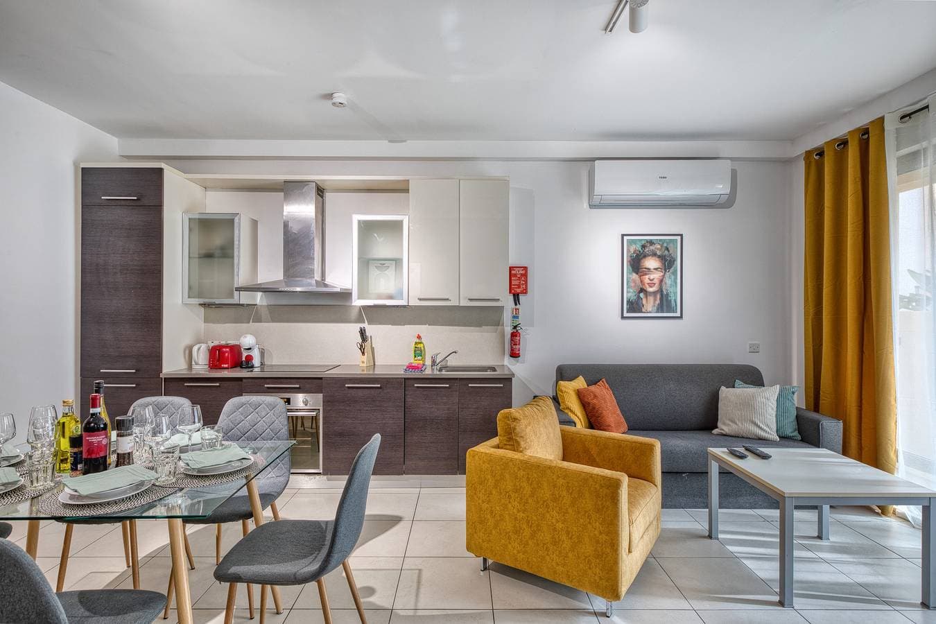 Foto 2 von 27: Ferienwohnung für 4 Personen mit Balkon