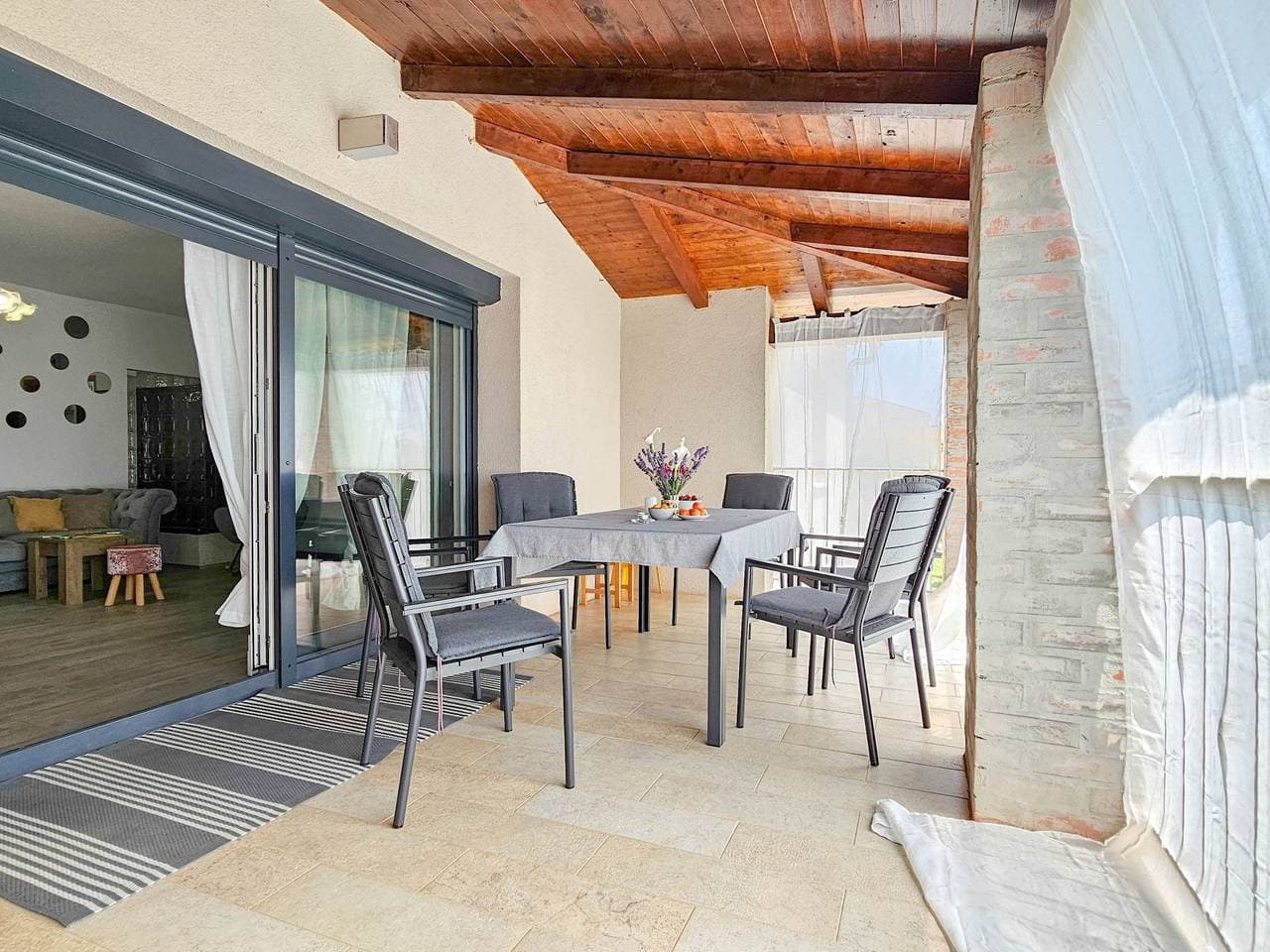 "Ines A5" mit Balkon 1