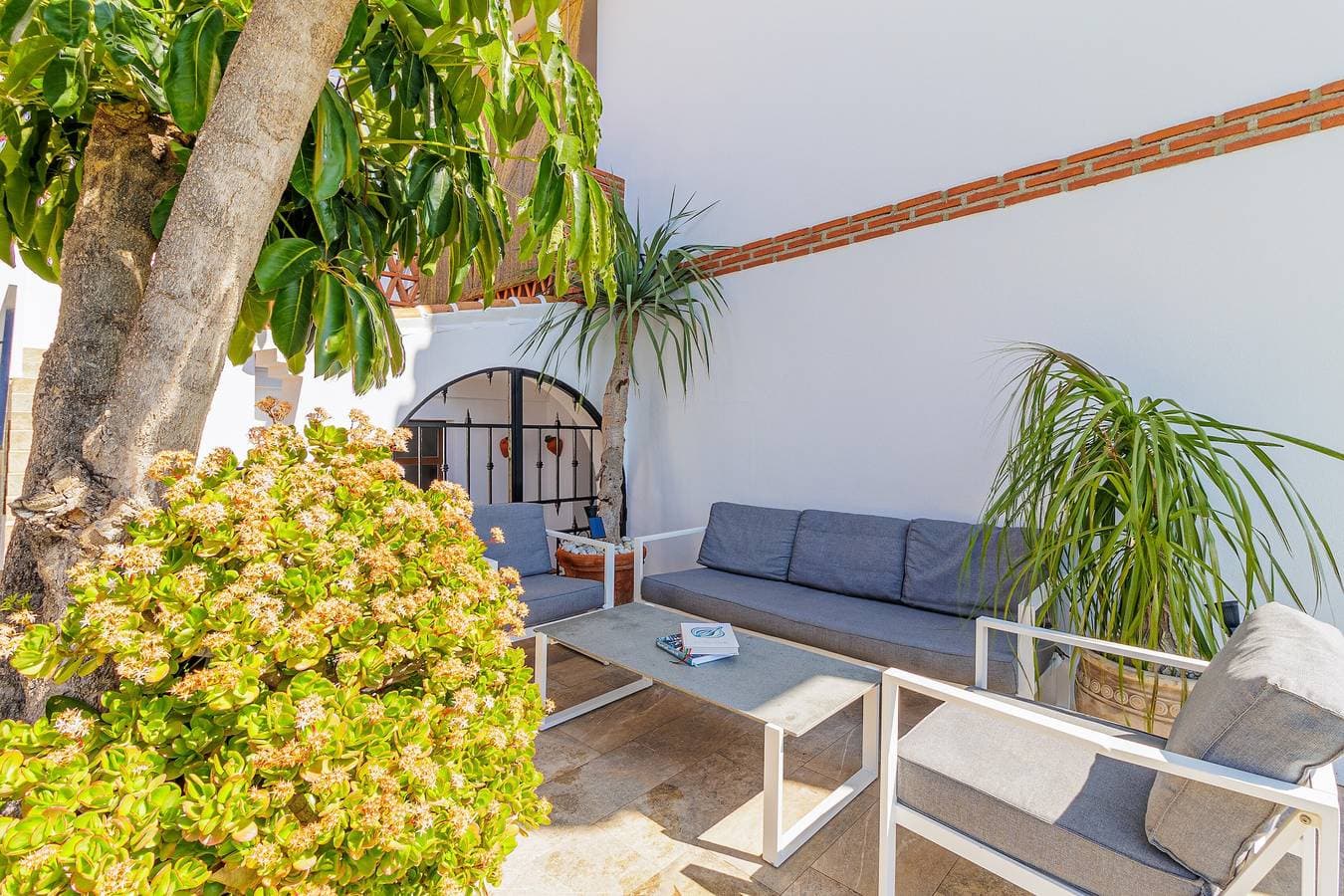 Foto 7 von 31: Villa "Tropical" mit Meerblick, privatem Pool & WLAN