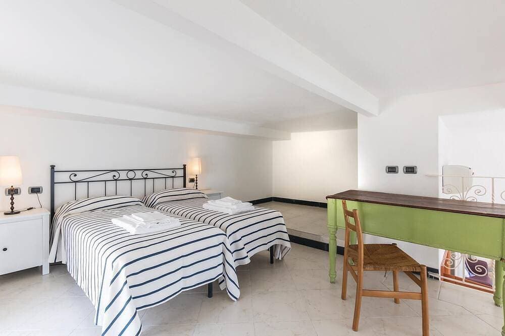 Foto 5 von 29: Stunning apartment in Rapallo Ge with swimming pool
