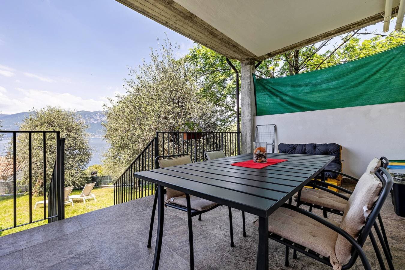 Foto 7 von 27: Ferienwohnung 'Casa Maria' mit Seeblick, privatem Garten und WLAN