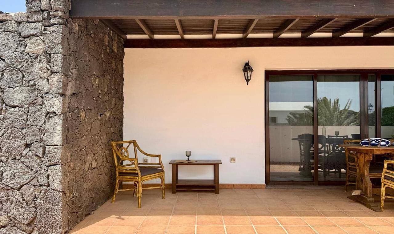 Foto 4 von 33: Three-Bedroom House