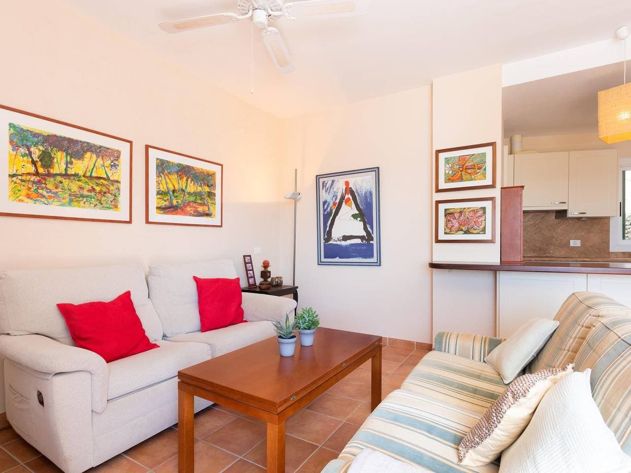 Foto 11 von 38: Ferienwohnung für 6 Personen mit Balkon