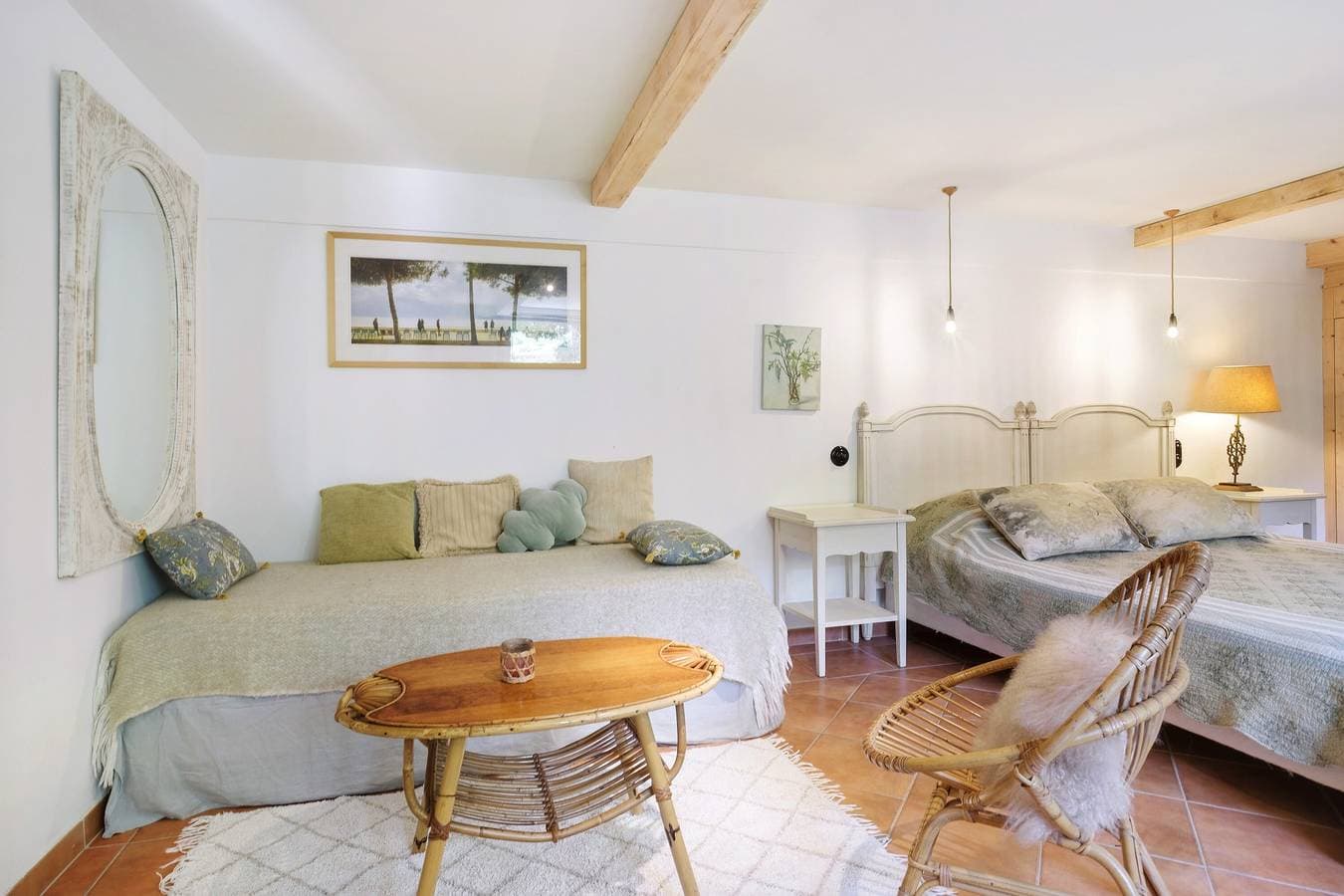 Foto 4 von 27: Apartment 'La Suite Du Jardin Du Clos Stemarie' mit Meerblick, WLAN und Klimaanlage
