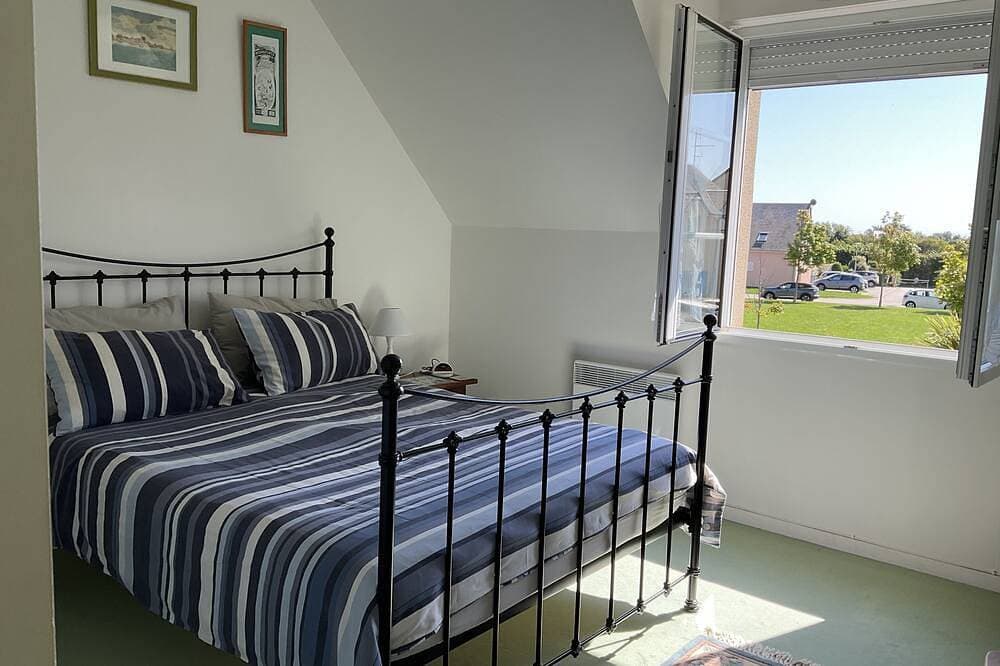 Foto 2 von 26: Pretty cottage with super fast Wifi , walk to restaurants/harbour/shops