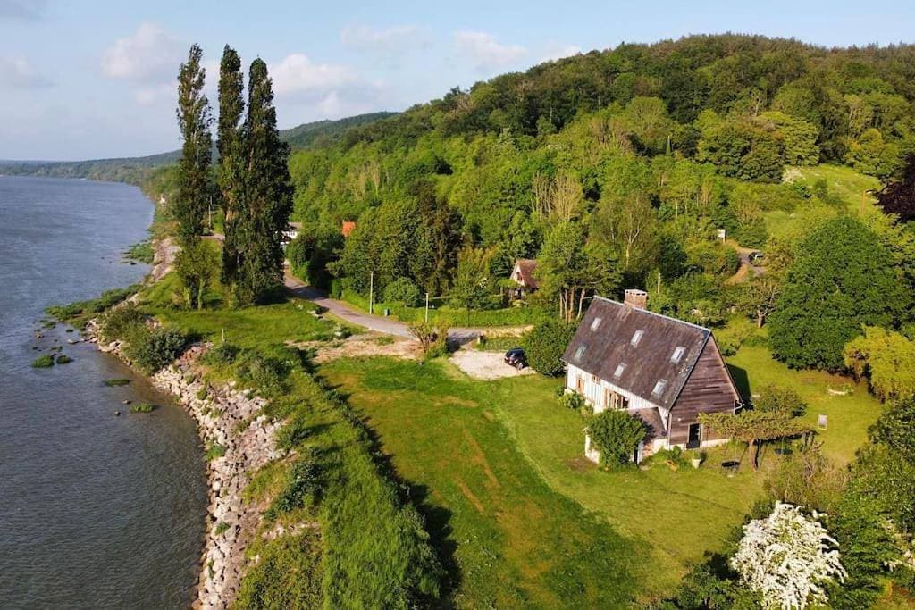 Foto 9 von 39: Six-Bedroom House