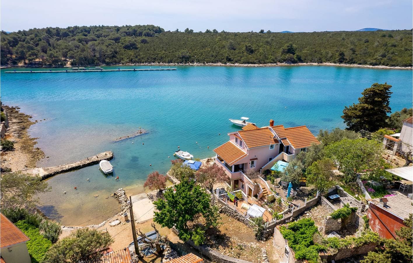 Foto 6 von 29: Gemütliche Ferienwohnung, 600 m vom Campingplatz Baldarin Beach entfernt, mit Terrasse und Parkplatz