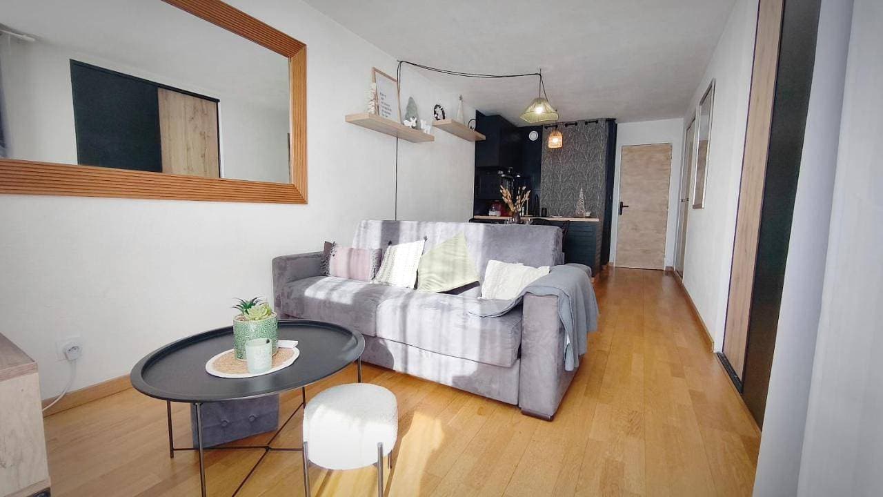 Foto 4 von 34: One-Bedroom Apartment