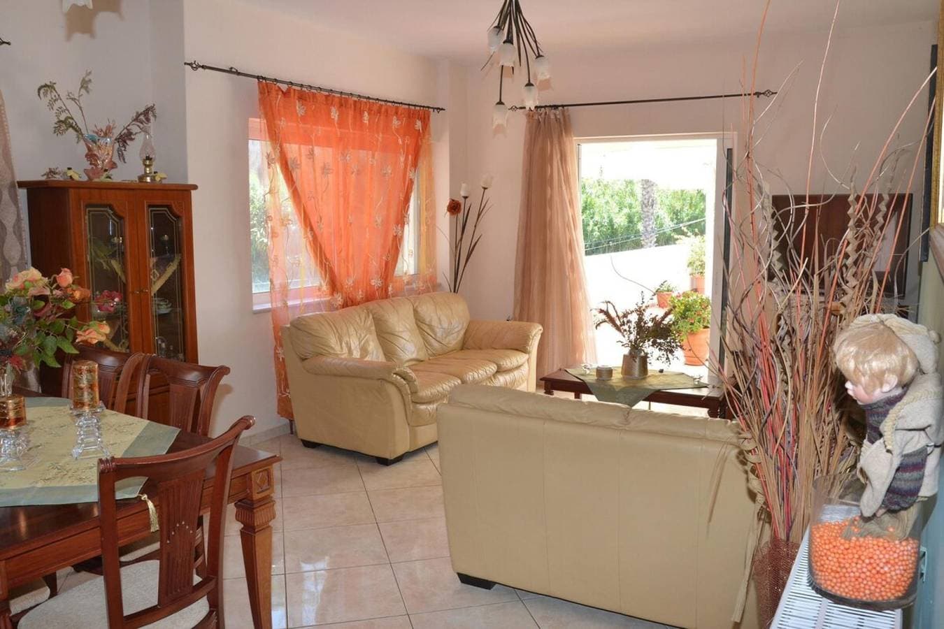 Foto 8 von 40: Ferienwohnung für 5 Personen mit Terrasse