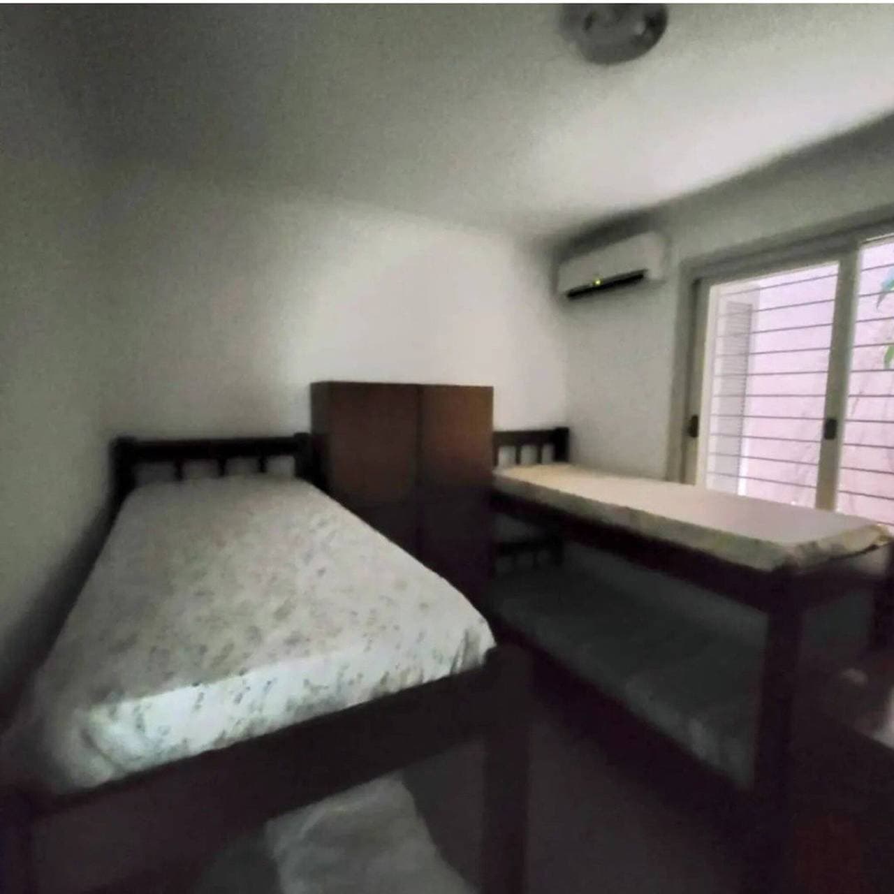 Foto 7 von 11: Gemütliches Porto Alegre B&B – Mehrbettzimmer im Stadtzentrum