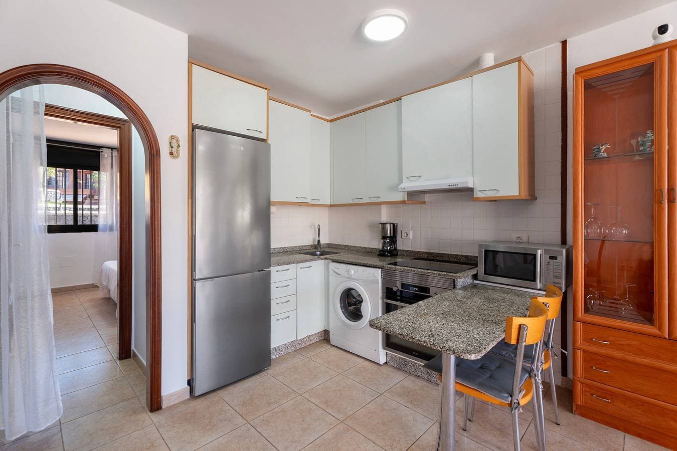 Foto 11 von 33: Ferienwohnung 'Apartamento Los Geranios' mit Gemeinschaftspool, privater Terrasse und WLAN