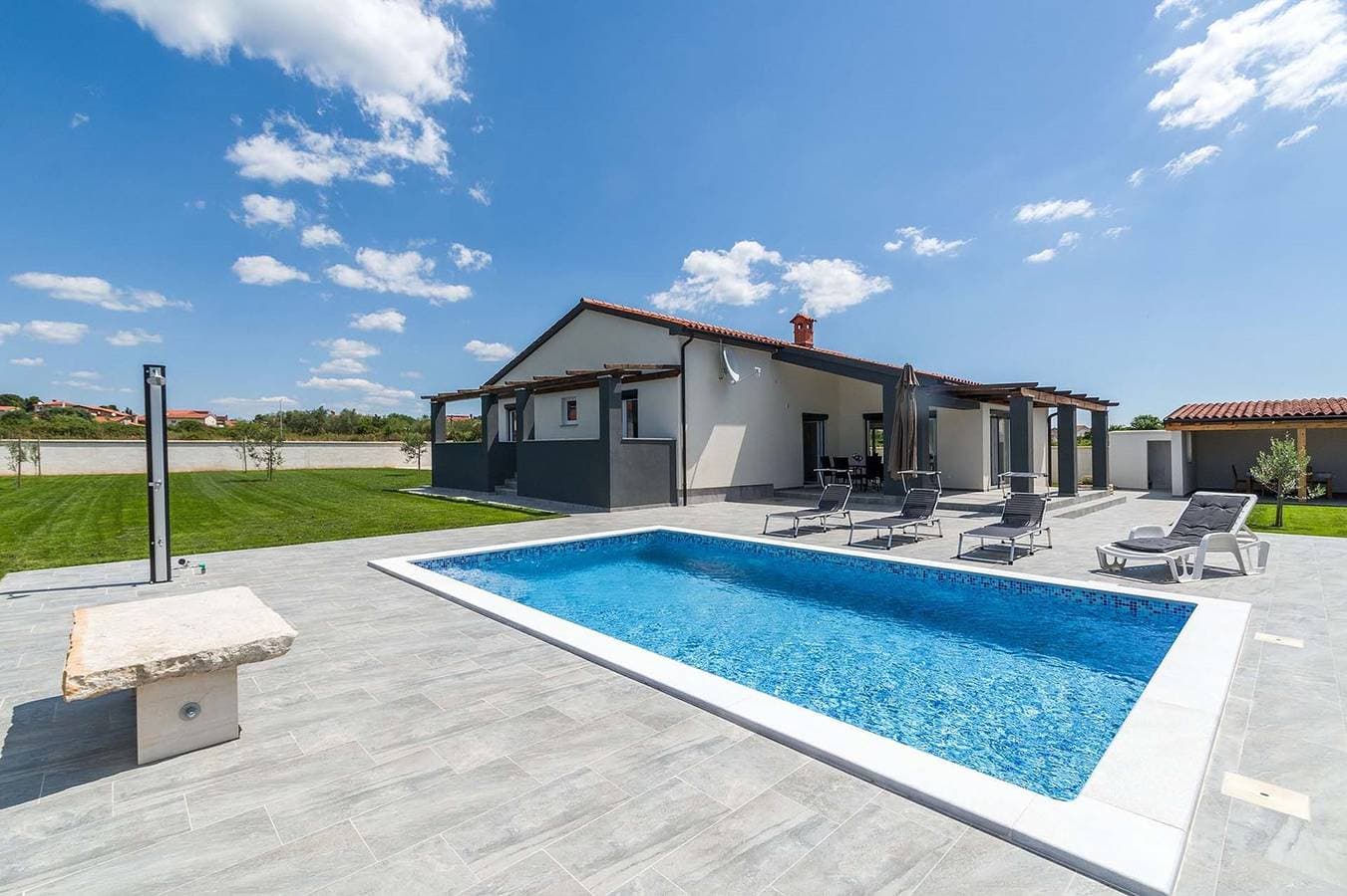 Villa Marino mit privatem Pool 1