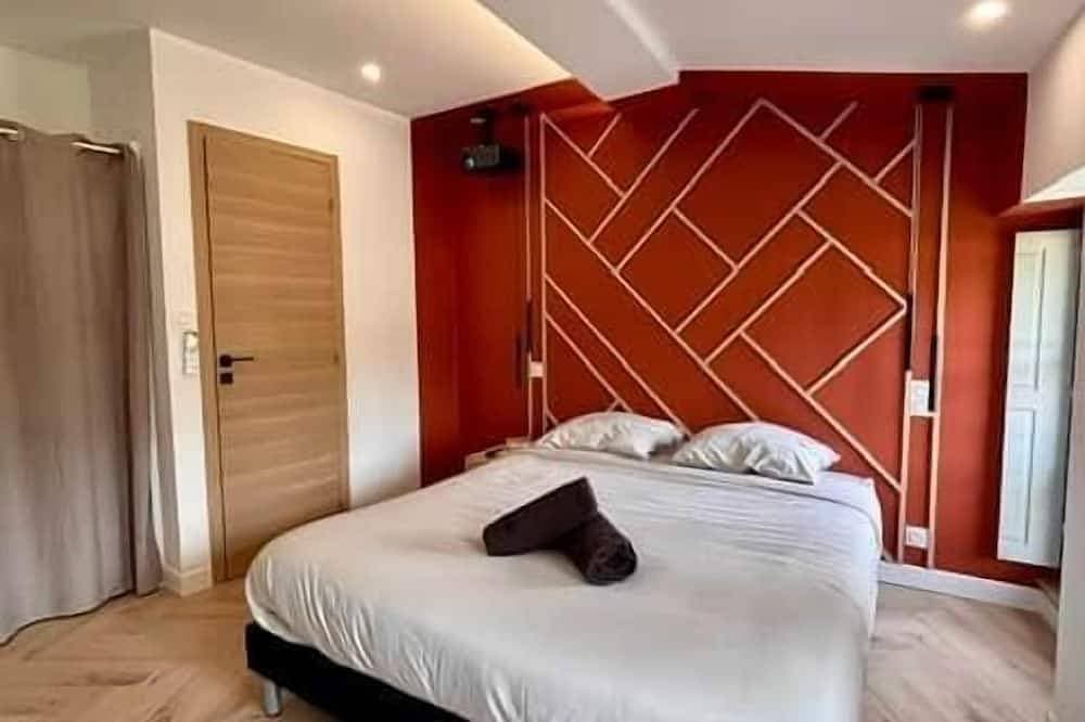Foto 2 von 19: Luxury two-bedroom apartment with private spa & garden