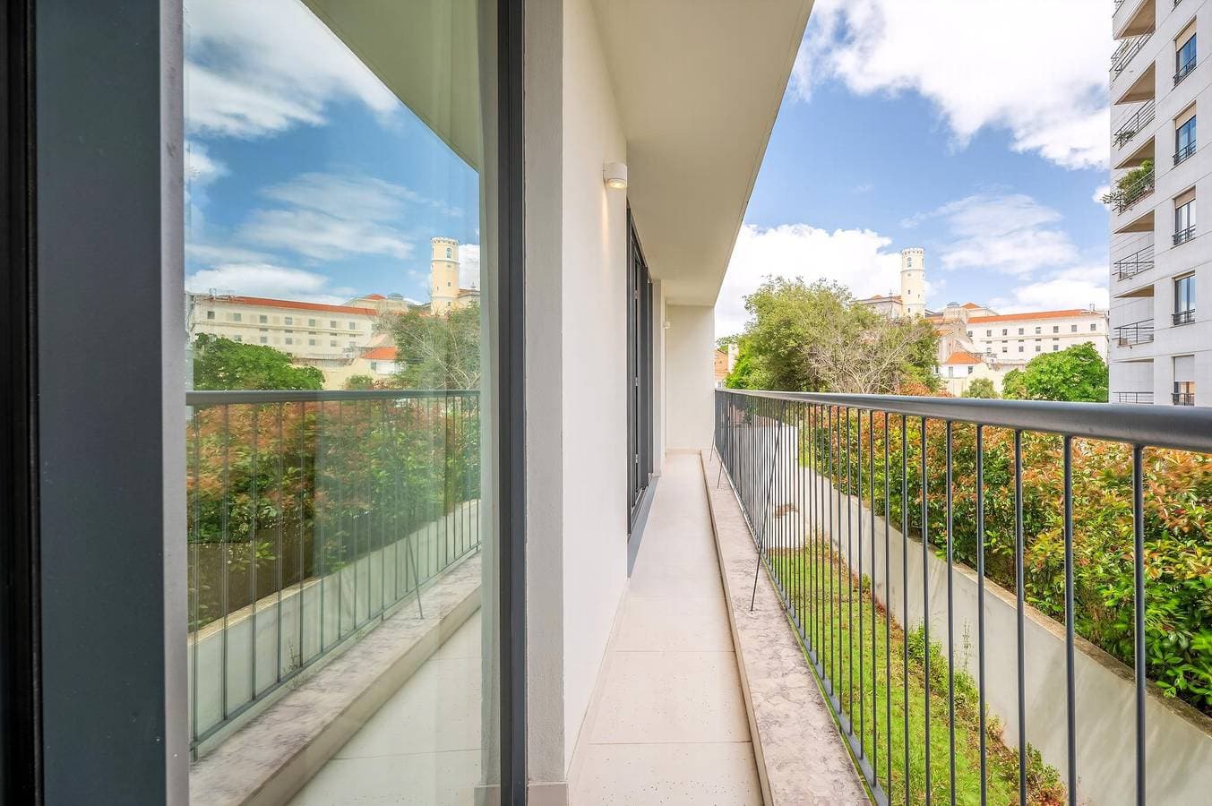 Foto 3 von 34: Ferienwohnung für 4 Personen mit Balkon