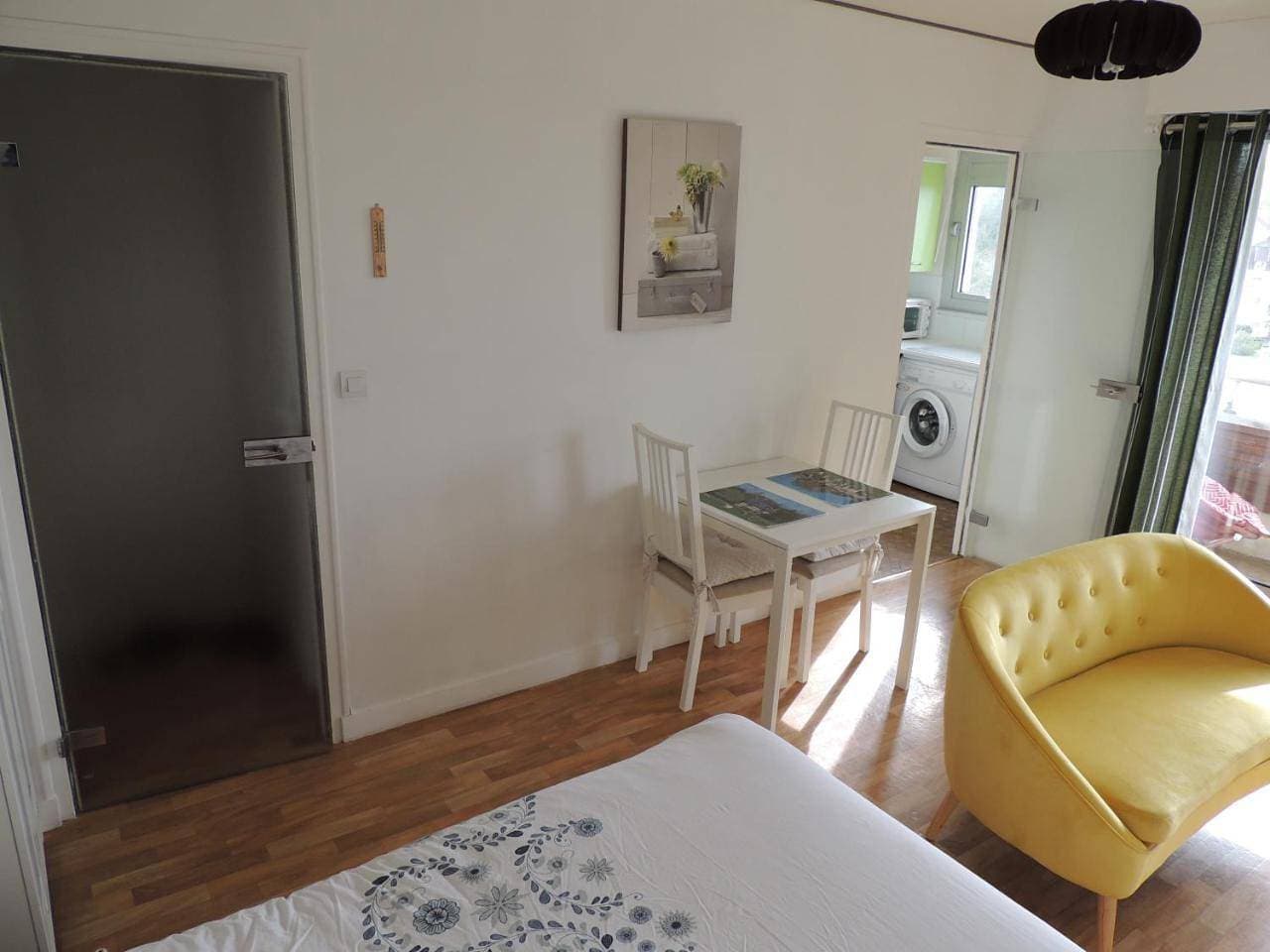 Foto 7 von 25: One-Bedroom Apartment
