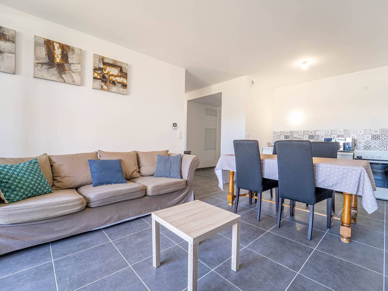 Foto 4 von 15: Neues T3-Apartment in Mimizan, 4 Pers, zentrumsnah, Garten, Parkplatz inklusive