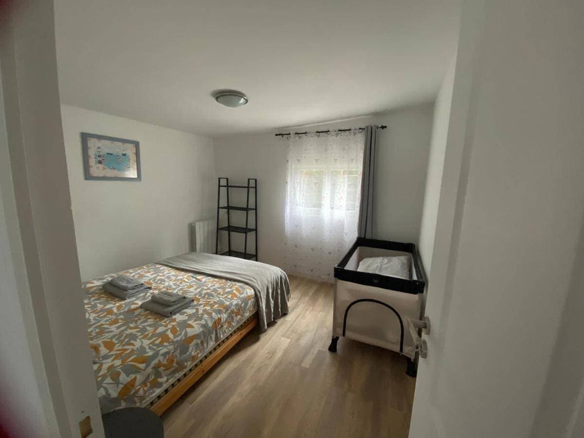 Guest House with 2 Parking Places Free 1