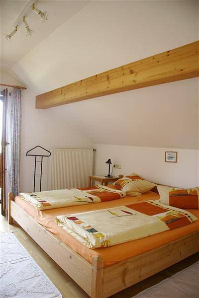 Foto 11 von 11: Beim Rieder - Ferienwohnung 45 qm mit Balkon und Bergblick