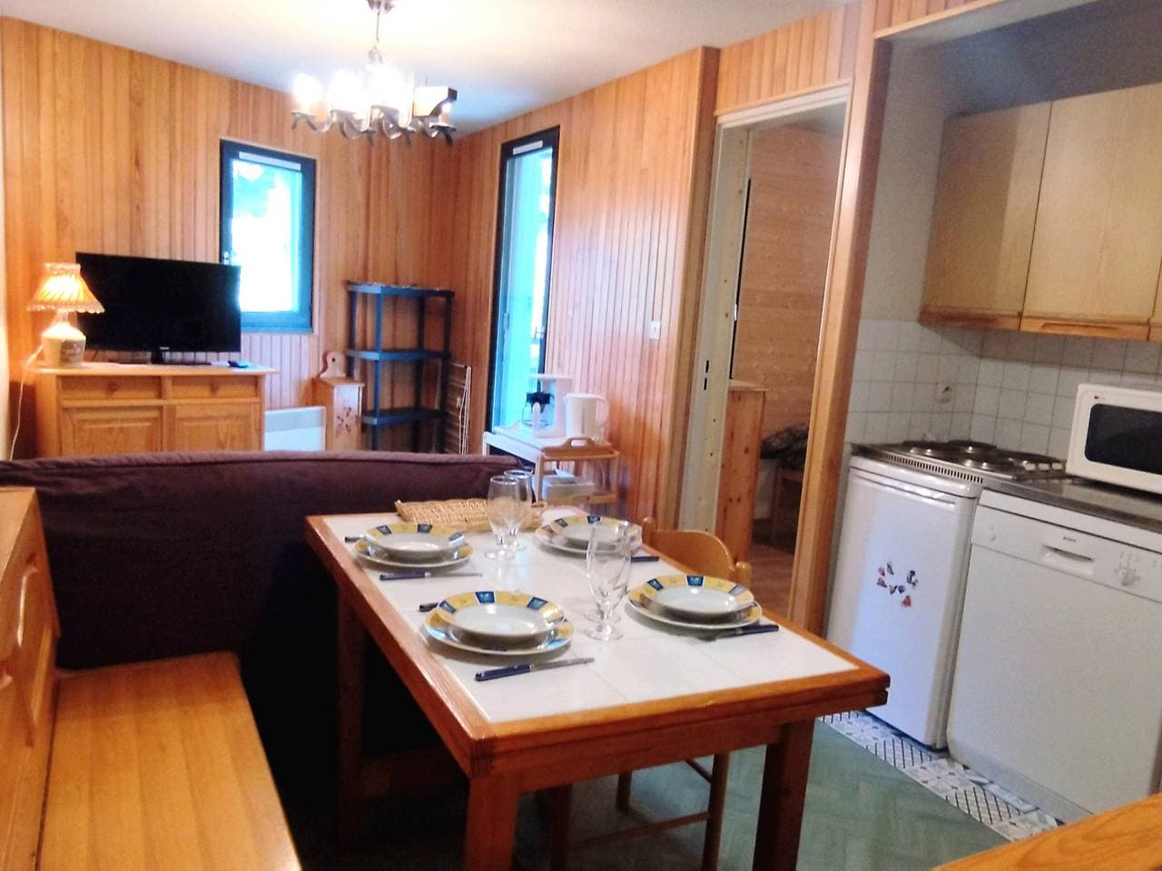 Apt an der Piste, 4 Pers, 1 Zi, TV, Balkon, Skiraum 1