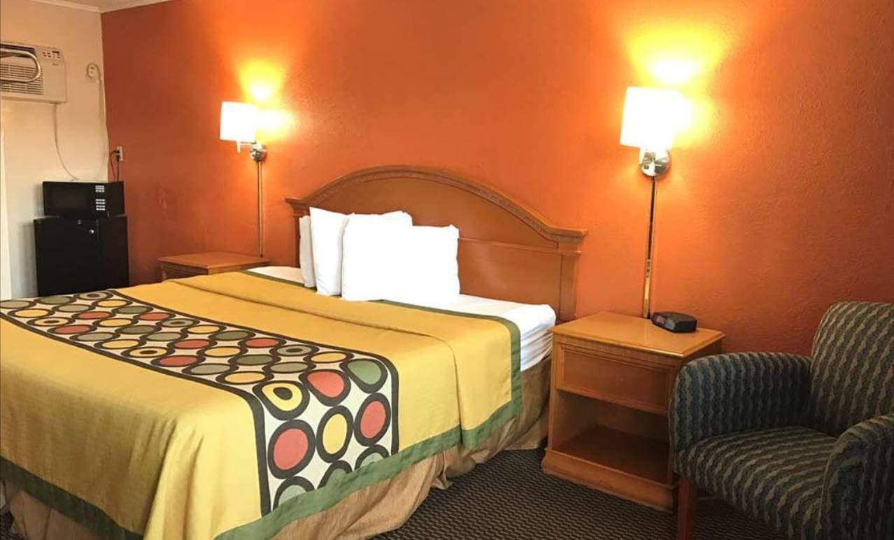 Happy Stay Inn 1