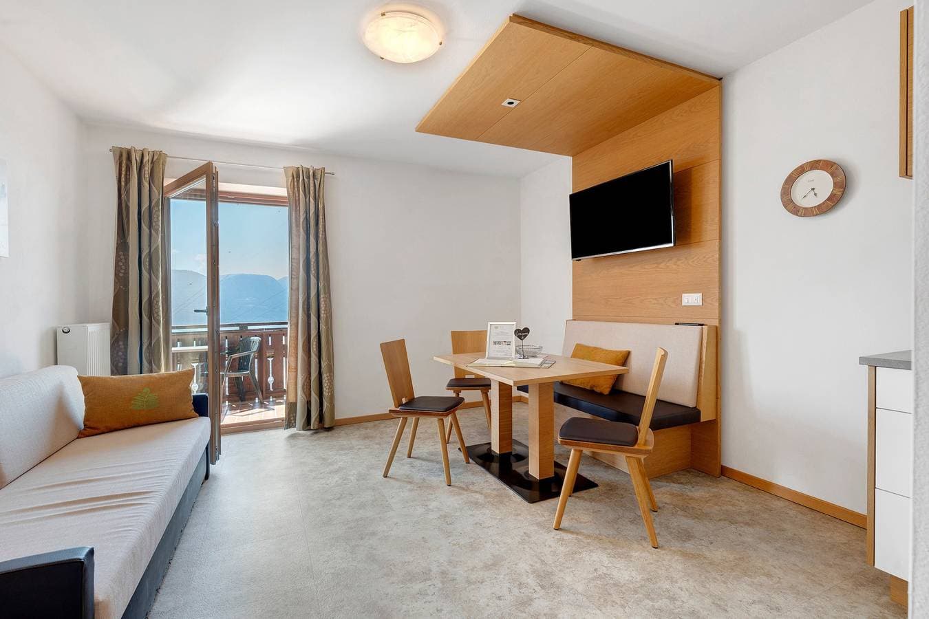 Foto 4 von 36: Apartment 'Economy' mit Ausblick
