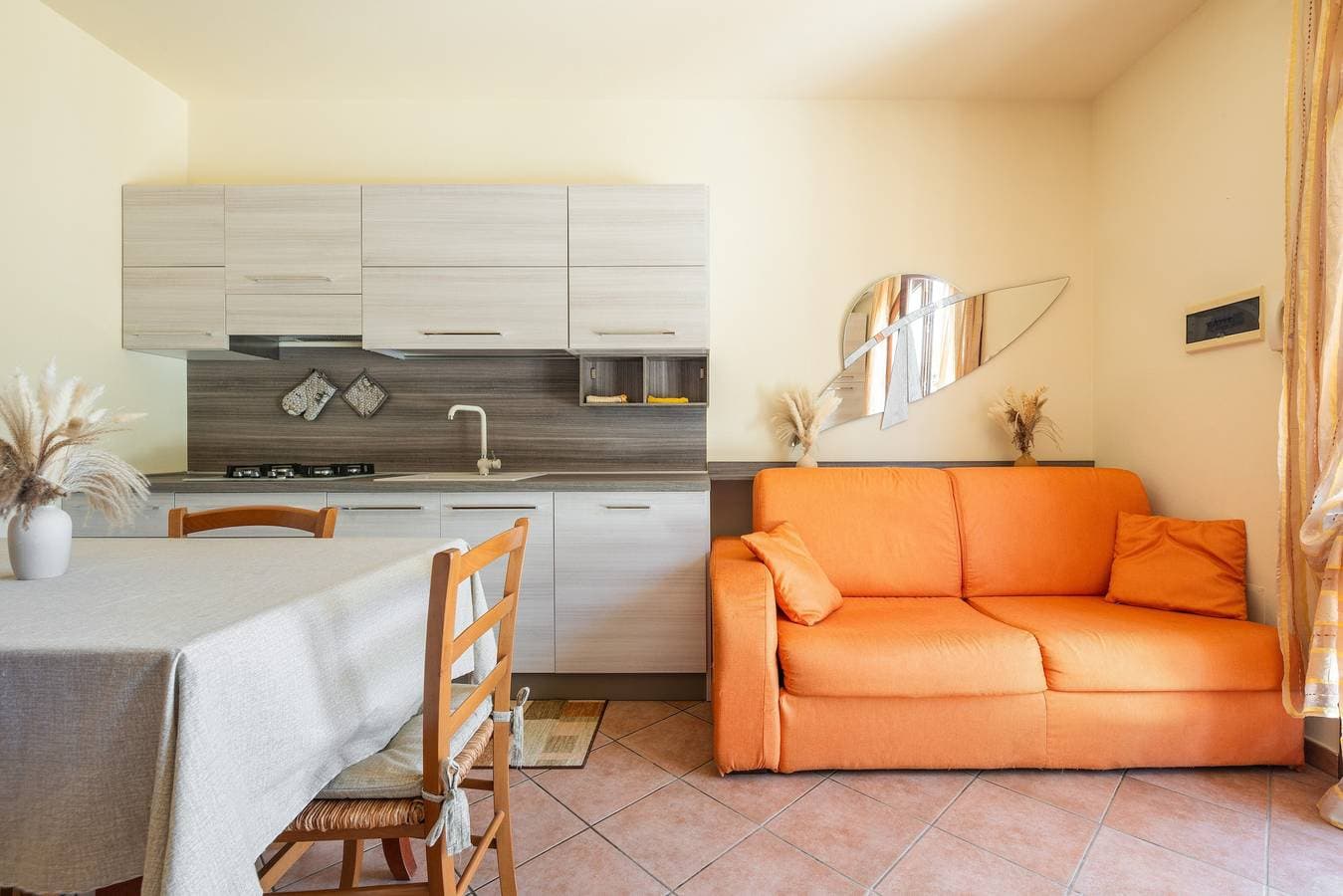 Foto 8 von 26: Ferienwohnung "Villetta Nora" nahe dem Strand mit Klimaanlage und Terrasse