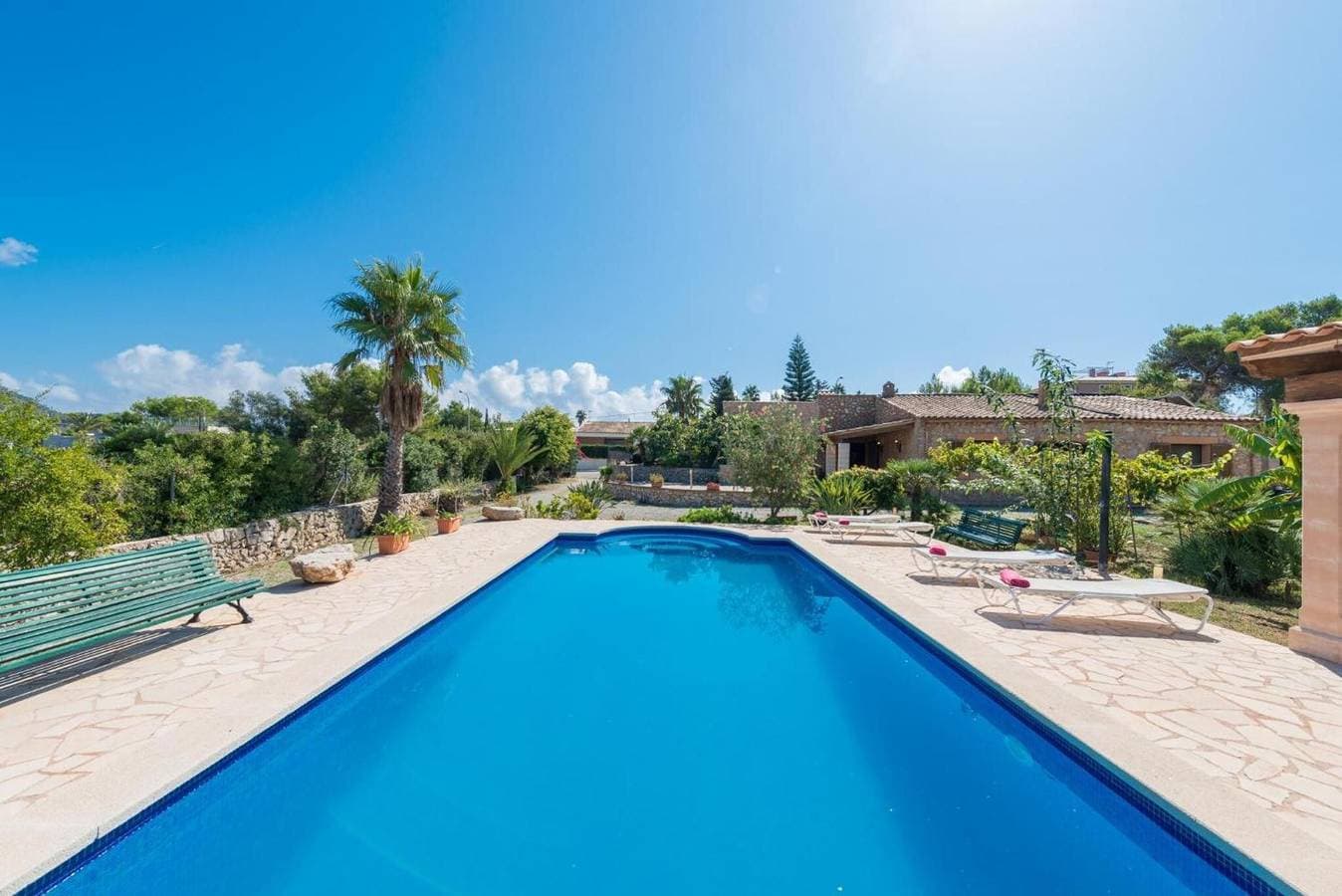 Foto 4 von 38: Villa 'Sa Plana Ref 42' mit Bergblick, privatem Pool und Wi-Fi