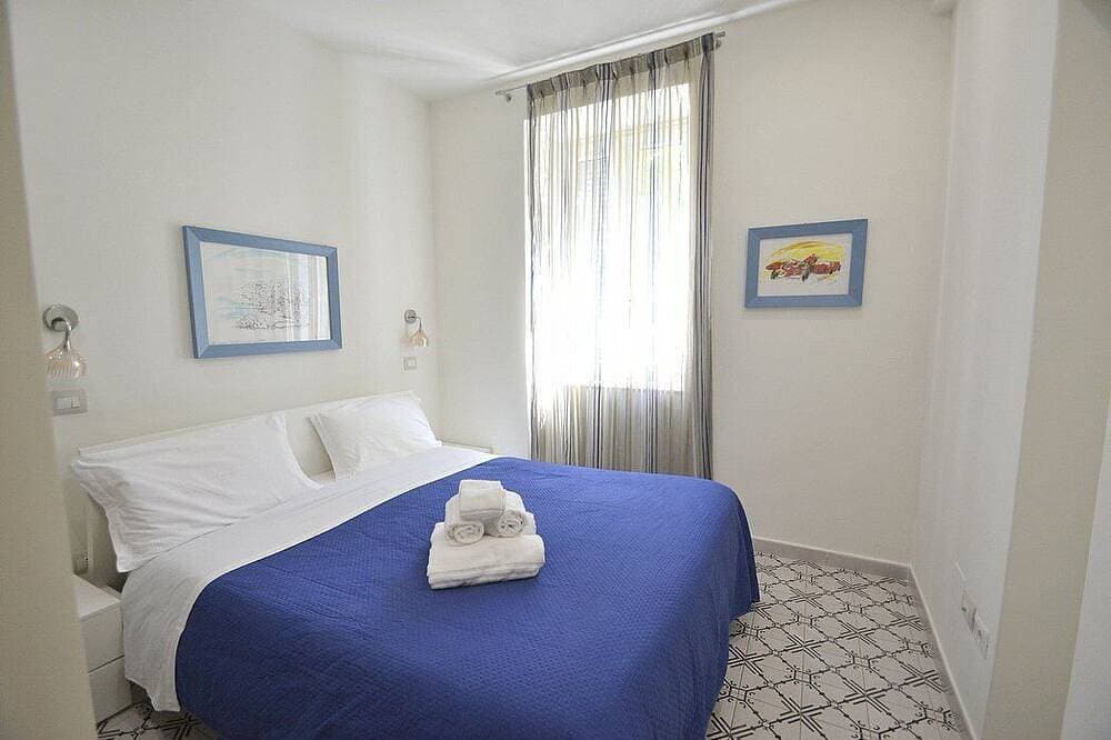 Foto 2 von 30: Villa Elicona E: A welcoming apartment situated in a central location, at a short distance from the Cathedral of Ravello, with Free Wi-Fi.