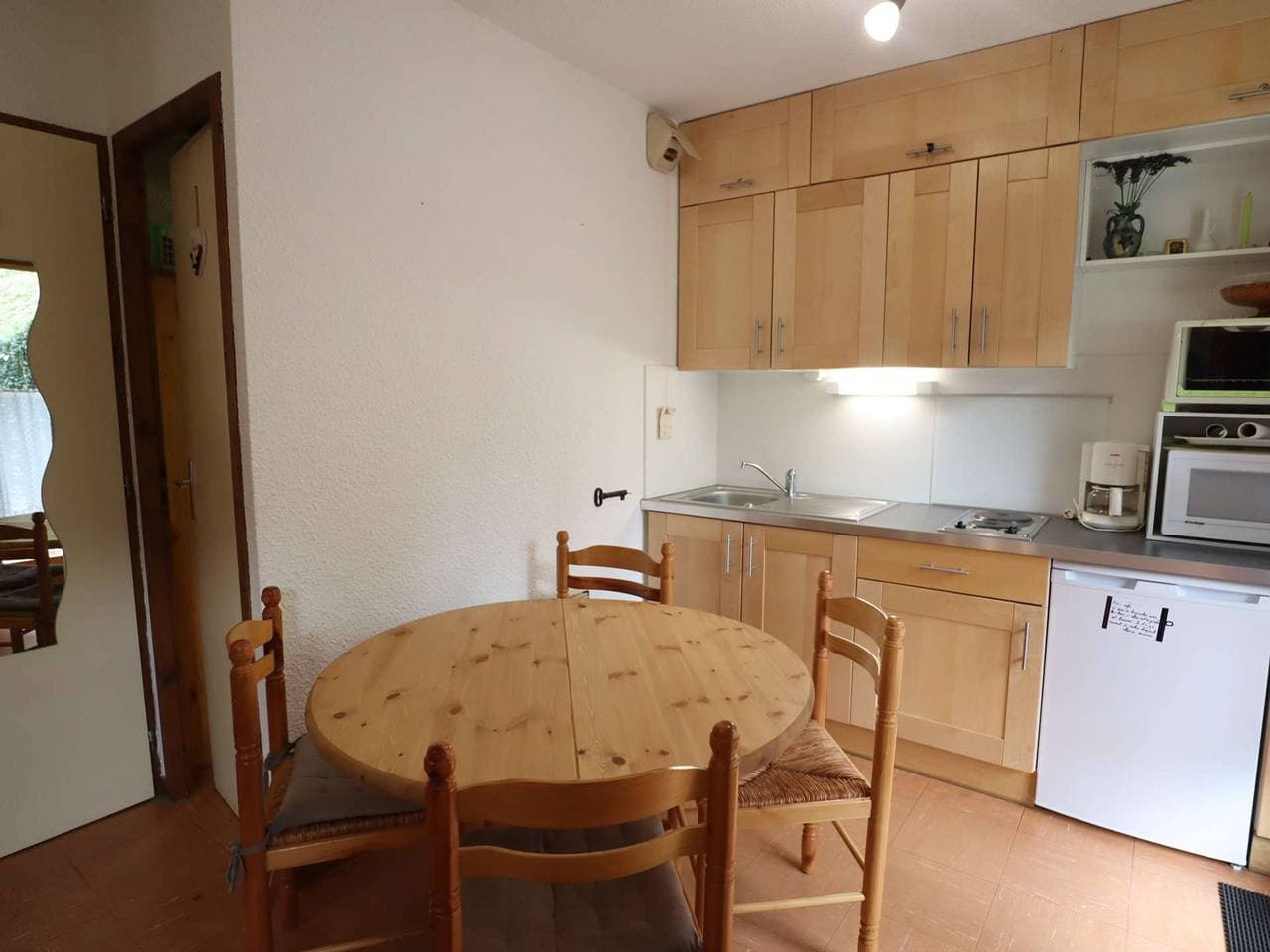 Foto 6 von 13: Ruhiges Studio mit Terrasse am Waldrand