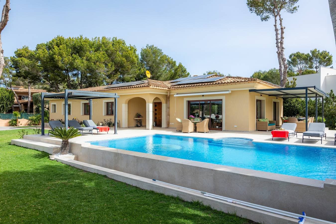 Luxurious villa Sol de Mallorca 1