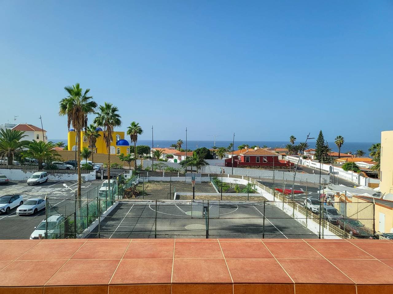 Teneriffa: Gemütliche Unterkunft mit Pool und Parkplatz in Playa La Arena 1