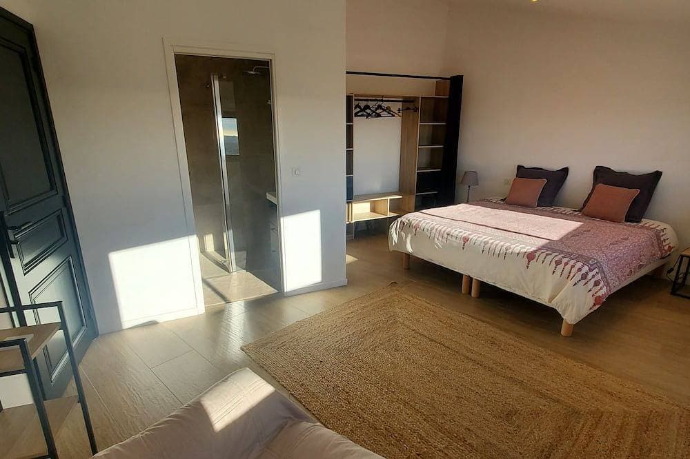 Foto 3 von 30: Villa mit beheiztem Pool, Panoramablick auf das Meer, ruhige Umgebung, 1 Hektar Land