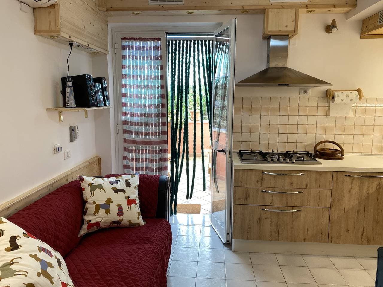 Foto 4 von 32: Ferienwohnung für 3 Personen mit Pool