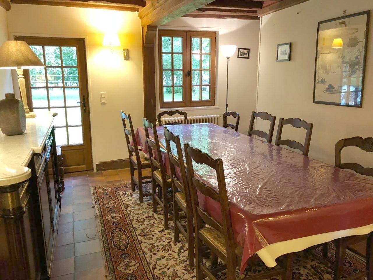 Foto 4 von 10: Five-Bedroom House
