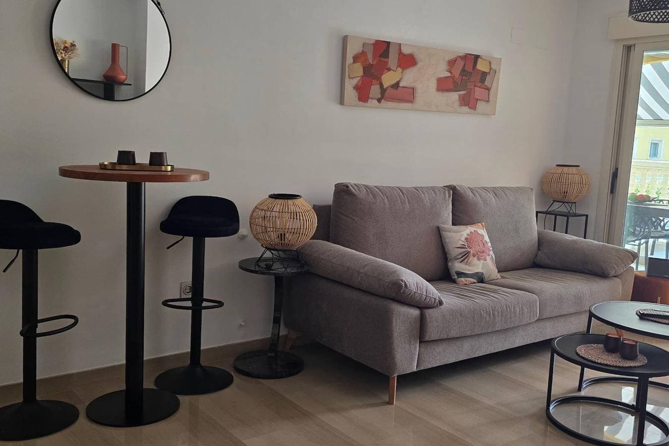 Foto 9 von 35: Apartamento Sofía Dénia Plaza | Piscina comunitaria y confort cerca del mar