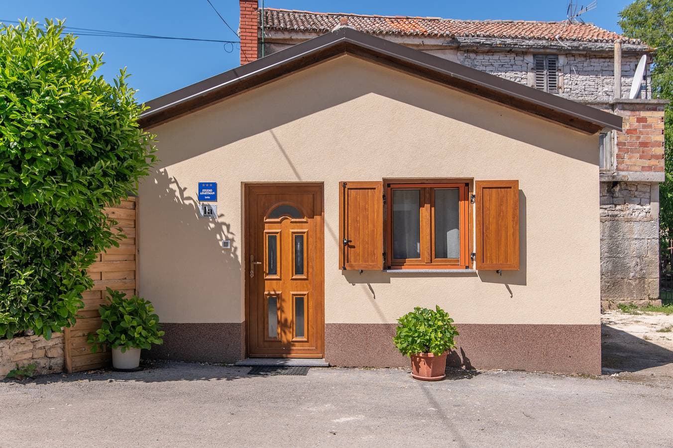 Foto 2 von 12: Privates kleines Haus, Studio Invita