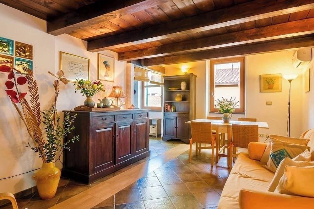 Foto 8 von 30: Alghero Old Town. Authentic Mediterranean Apartment  near the Sea. Sardinia