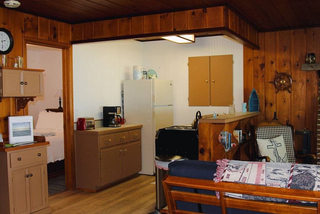 Beaver Harbor Condo Unit # 5 mit halbprivatem Zugang zum Strand 1