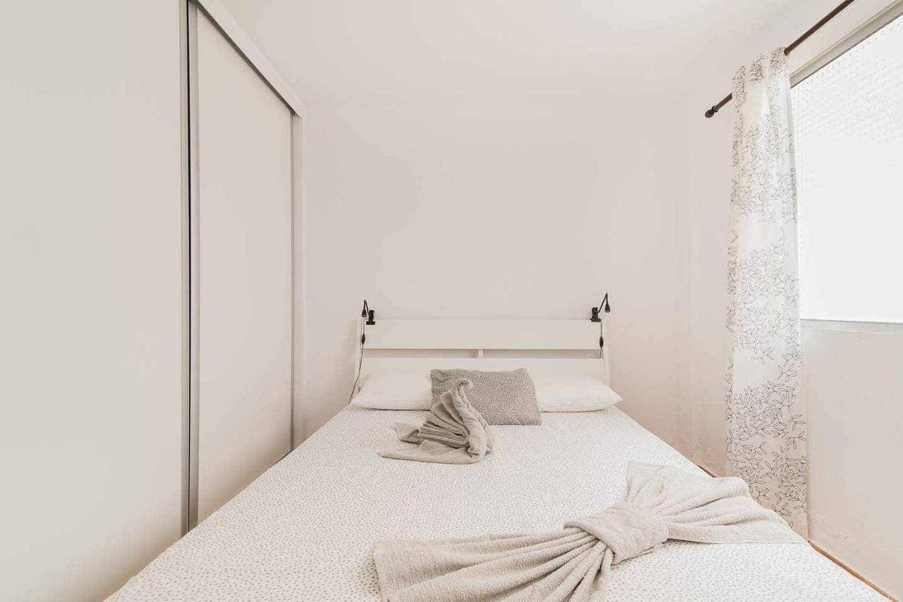 Foto 8 von 43: Three-Bedroom Apartment