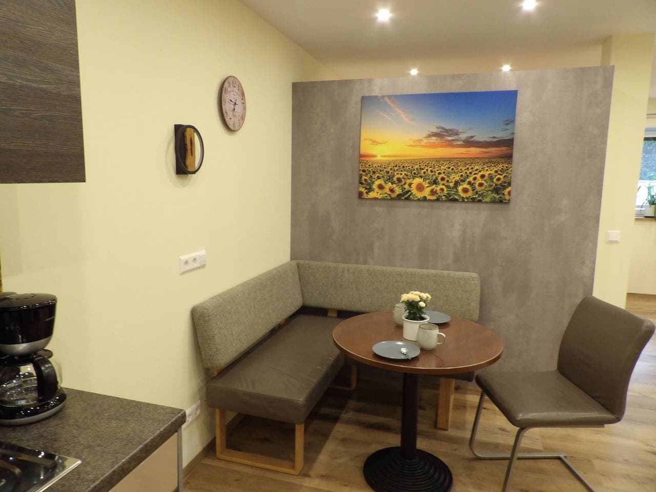 Foto 7 von 9: Ferienhof Seeber - Ferienwohnung Sonnenblume 40qm 1-Zimmerappartement mit Bad