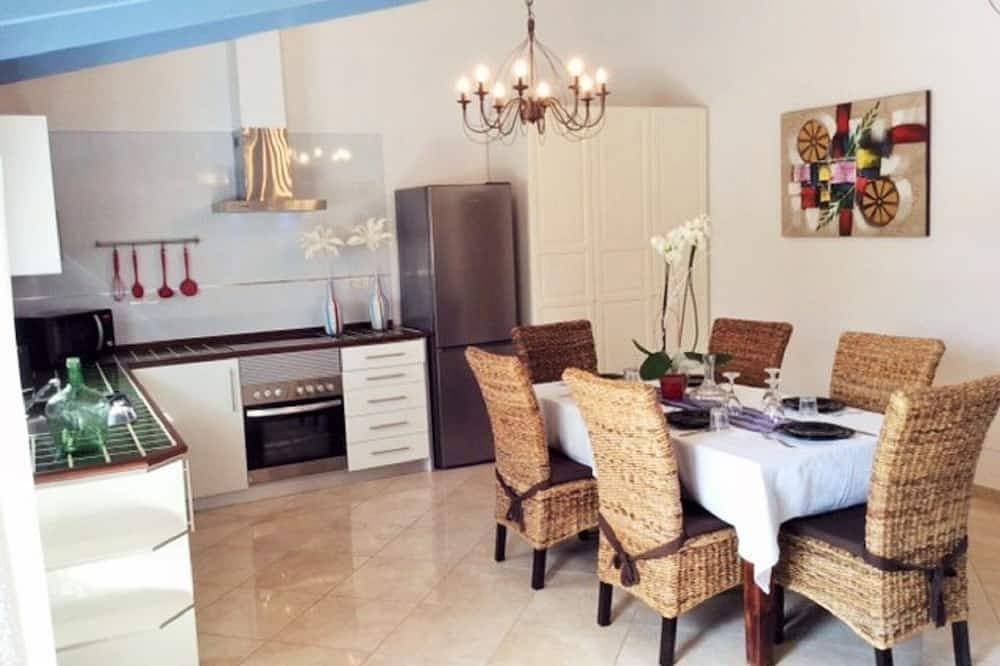 Foto 13 von 21: Ferienhaus mit Wifi, Pool und privater Terrasse