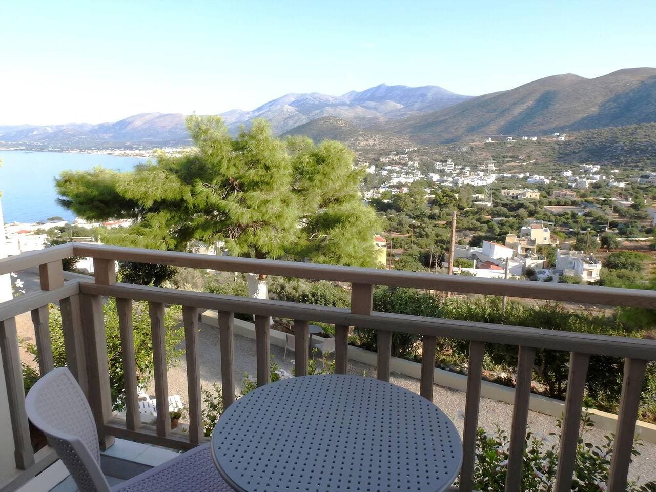 Foto 7 von 27: Villa für 4 Personen mit Balkon