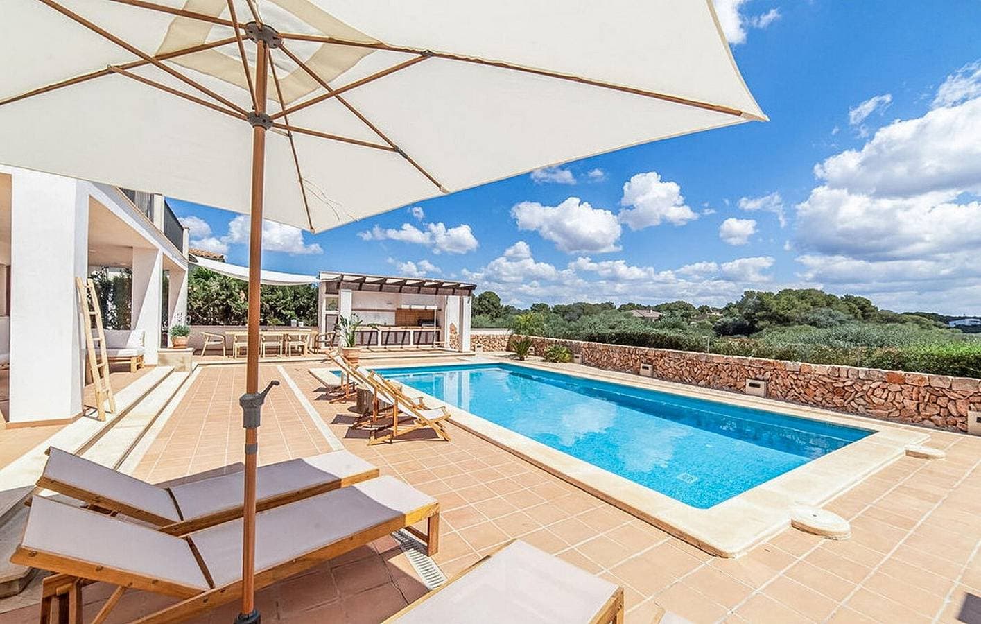 Foto 4 von 29: Apartment mit Meerblick, Pool und Terrasse - in der Nähe von Strand und Restaurants