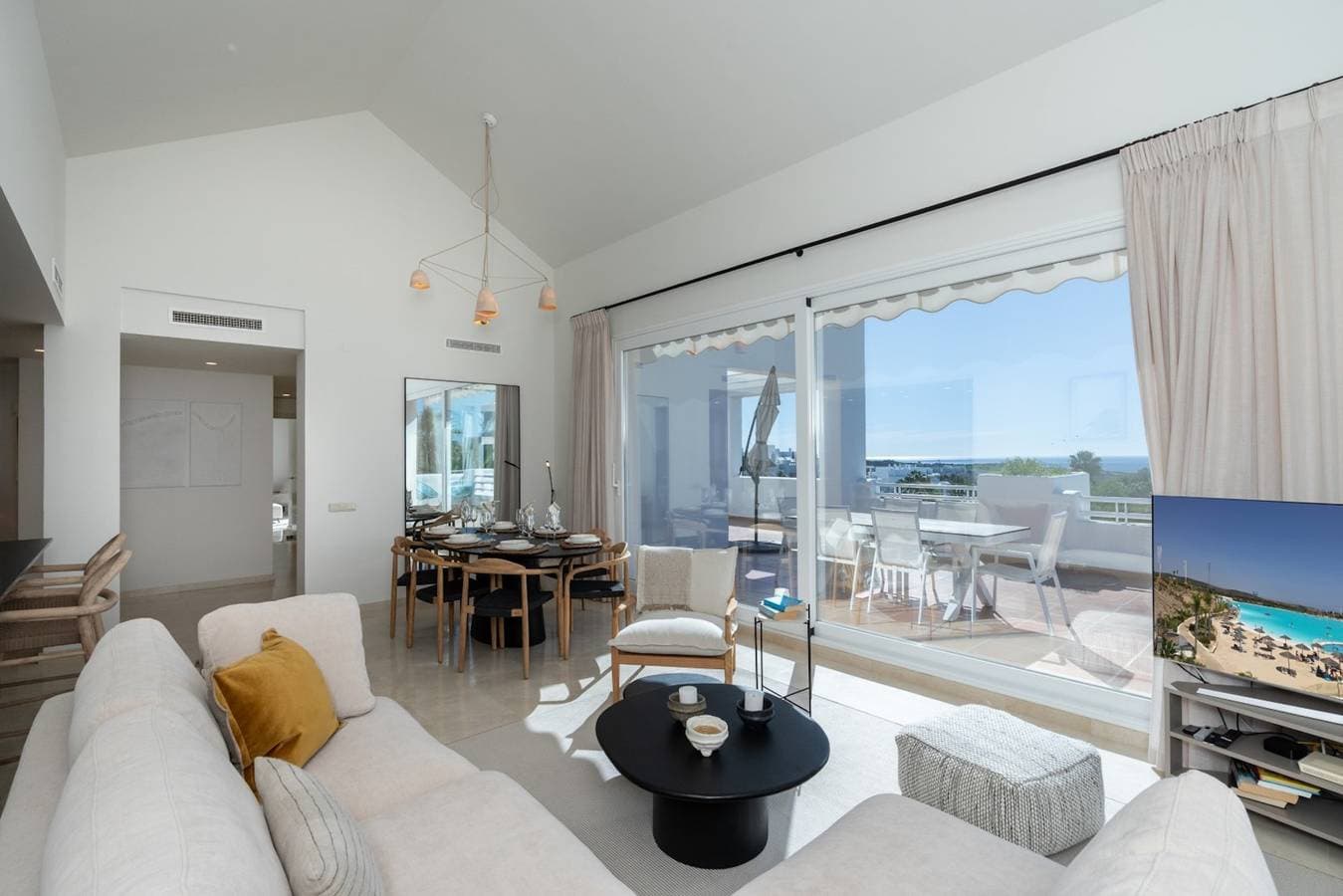 Foto 10 von 63: Exclusive 3-bed Penthouse Alcazaba Lagoon
