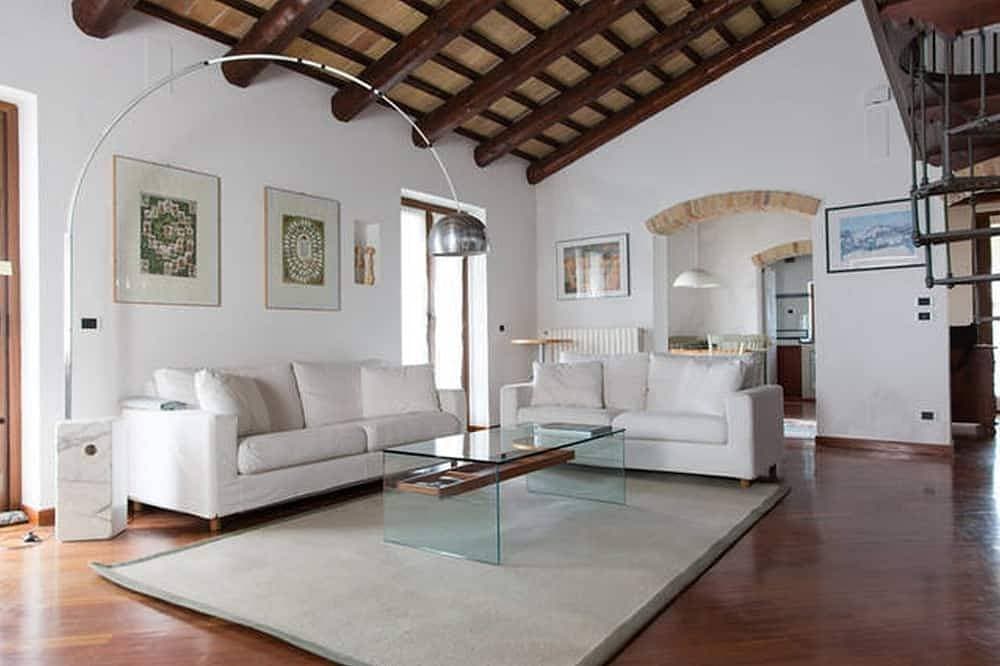 Foto 9 von 25: Atemberaubende Villa mit Garten und Pool - 90 Minuten von Rom